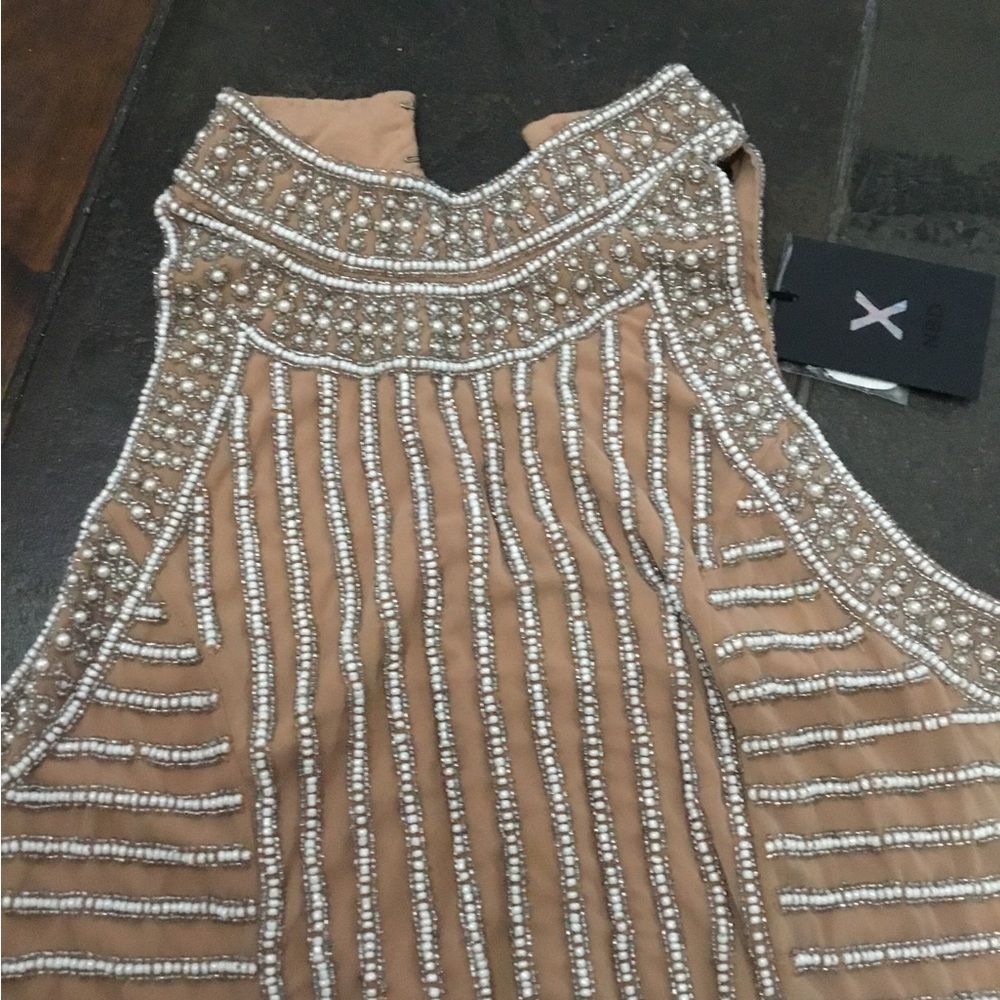 X By NBD Stunning Women’s Tan Bead Embellished Mini Dress Size 0 NWT - Picture 2 of 9